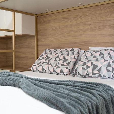 Apartamentos Completos A 15Min Beto Carreiro Com Wi-Fi Churrasqueira Em Condominio Com Piscina Portaria 24H Ideal Para Familia Piçarras Esterno foto