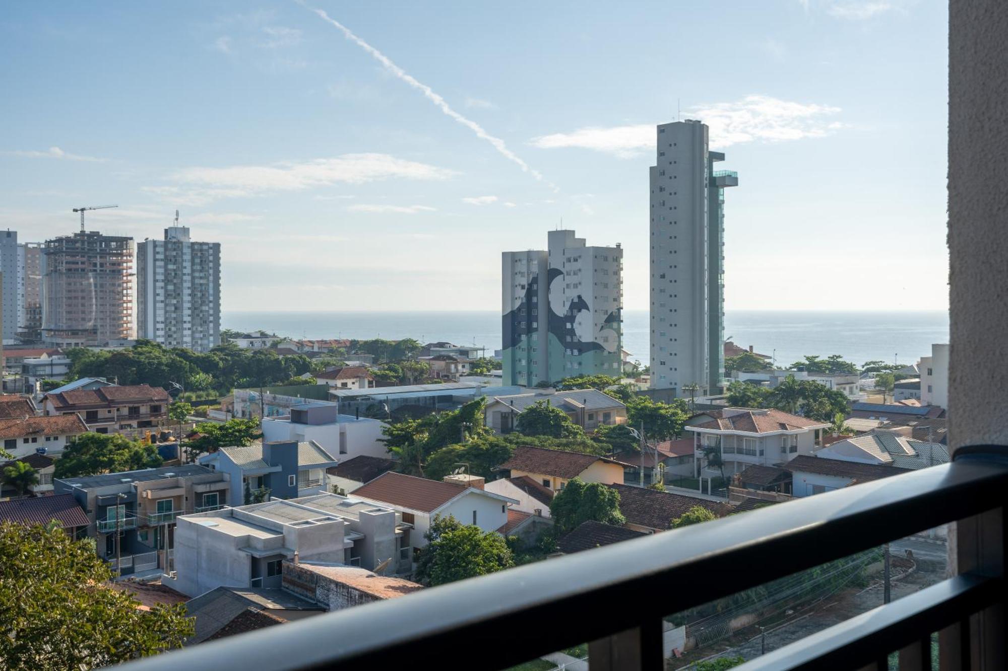 Apartamentos Completos A 15Min Beto Carreiro Com Wi-Fi Churrasqueira Em Condominio Com Piscina Portaria 24H Ideal Para Familia Piçarras Camera foto